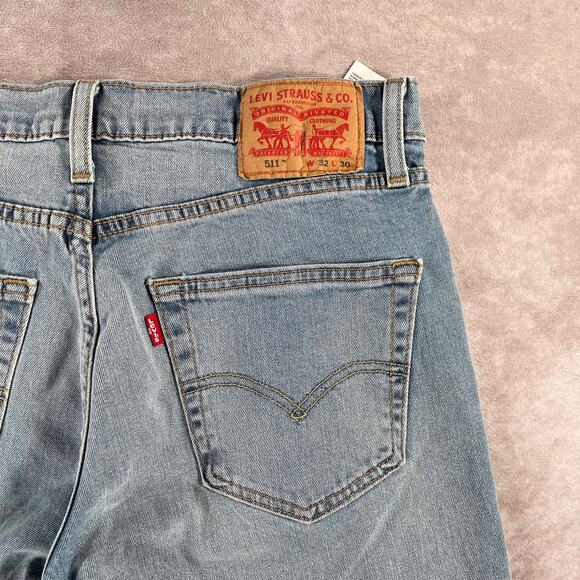 Levi’s 511 Light Wash Denim Jeans - Picture 5 of 7